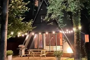 Cozy warm chalet in wooden nature near Maastricht-Gothamette House - Eijsden