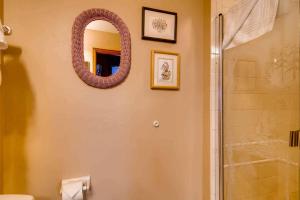 Highlands Lodge 201 by East West Hospitality