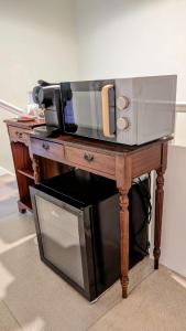 GOLD Penthouse Room 5min to Basingstoke Hospital