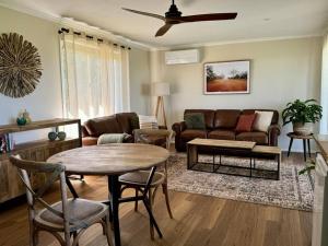 The Lancefield cottage - relax, revive and renew