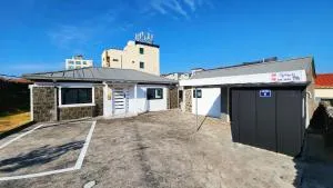 Warm Heart House - Pangdu-dong