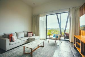 Los Altos Resort