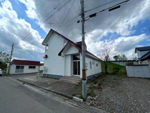 帯広駅から車で10分 リバーサイドにある一軒をまるまる貸切12名まで