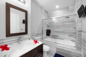 Chic NoLibs 1BR - Pool & Gym