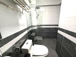 The Queen Hotel & Spa 2