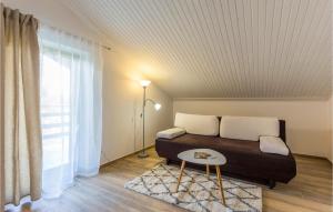 Holiday Home Katun Lindarski Iv