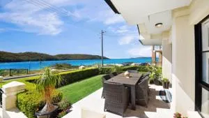 Surfside Ettalong Beach Beachfront - Umina Beach 