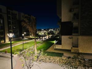 شقه فندقيه بكمبوند جنة زايد