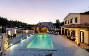 2 Bedroom Cozy Home In Vlasici - Krsan