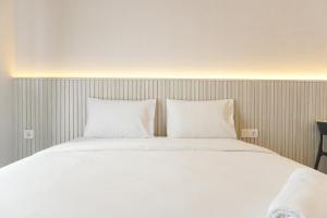 Comfort Stay Studio Sky House Alam Sutera near IKEA Apartment By Travelio