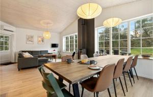 Awesome Home In Højslev With Sauna