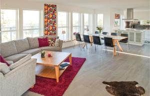 4 Bedroom Gorgeous Home In Skillingaryd