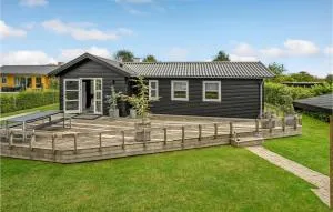 4 Bedroom Stunning Home In Bogense - Skåstrup
