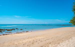 Lanta Beachfront Resort