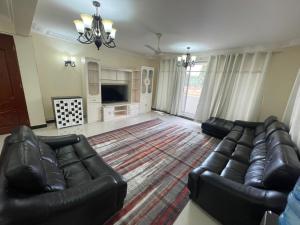 Queens Rentals - Three Bedroom Apartment - Kimweri - Masaki - Dar es Salaam