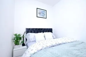 Glory Double Bedroom Manchester - 米德尔顿
