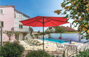 1 Bedroom Amazing Apartment In Banjole