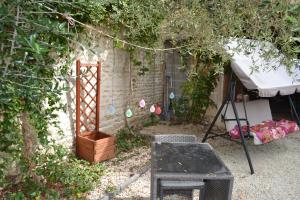 B&B / Chambres d'hotes Grande chambre avec 4 lits pour 4 a 5 personnes : photos des chambres