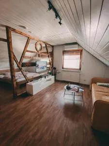 Charmante 1-Zimmer-Ferienwohnung Neuenburg am Rhein - Chalampé