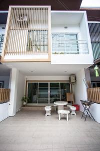 Bangsean Smile Home บ้านสไมล์ บางแสน