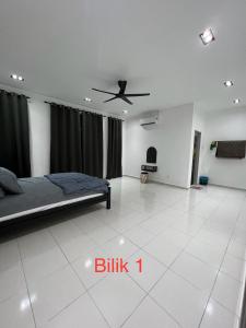 Meera Homestay