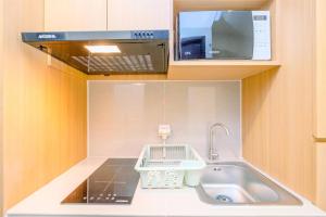 Nice and Comfortable Studio Vasaka Solterra Apartment By Travelio