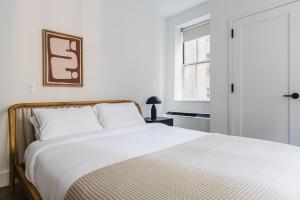 Blueground Financial District 2bd apartment NYC-1620