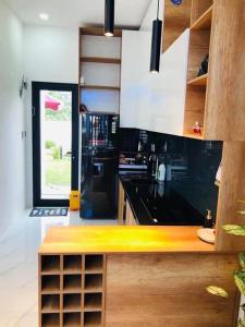 Villa nguyên căn 4 phòng ngủ, cạnh biển Thuận An Rabbit Home Villa