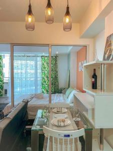 Azure Urban Resort Residences - stayCAOtion