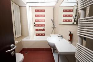 Gemini Rooms