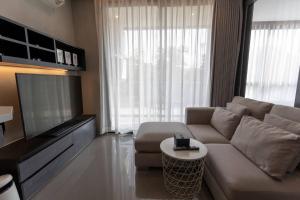 600m to beach New City gate P214 #c60