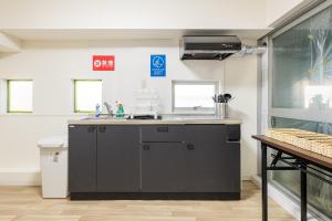 Higashi-Shinjuku 1010