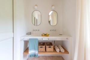 Maisons de vacances Mas renove dans un vignoble : photos des chambres