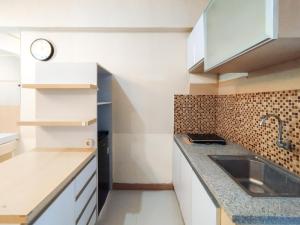 Best Deal and Comfy 1BR Apartment Gateway Ahmad Yani Cicadas By Travelio