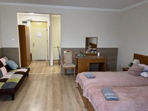 Brookforest Apartman