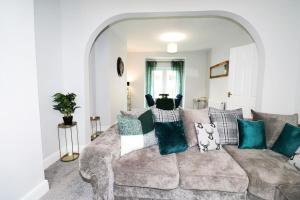 Victoria and Albert 4 Bedroom House