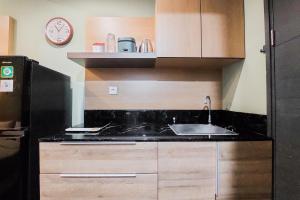 Good Deal and Homey Studio Collins Boulevard Apartment By Travelio