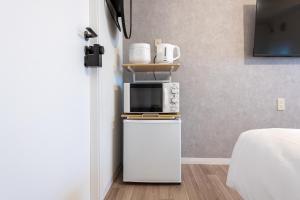 Higashi-Shinujuku 1008