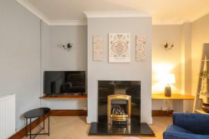 10 Jubilee Cottage
