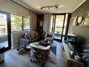 Retro Rhythm - Mossel Cove