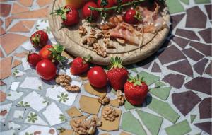 2 Bedroom Awesome Home In Jadranovo