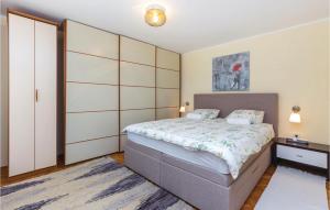 2 Bedroom Awesome Home In Jadranovo