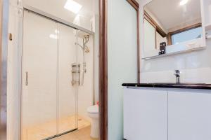 Well Designed and Comfy 2BR Sky House BSD Apartment By Travelio