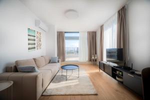 My Campus 1 bdrm, Mountain view, Free parking, Self check-in