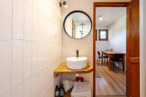 Appartements Au centre cosy et neuf proche station ski parking terasse : photos des chambres