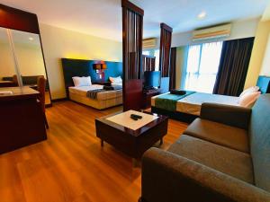 KK City Centre SCSP 3-4PAX UNIQUE Family Suites NEAR IMAGO 亚庇市中心民宿 - 3hvězdičkové hotely ve městě Kota Kinabalu