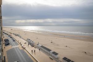 Modern Apartment with Seaview T8