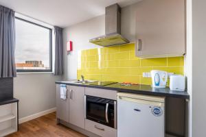 Budget Studio Apartment in Central Sheffield
