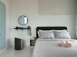 Mount Austin #Akademik Suite WarmCozy Style 1-2Pax