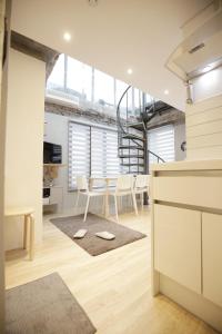 HAN HOUSE Hongdae-st 1min 4br 4bath Rooftop